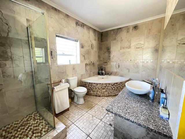 4 Bedroom Property for Sale in Tafelzicht Western Cape